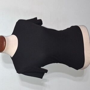 POPULAR 21- Fitted Short Sleeve Black Top- W Sz Medium